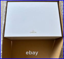 Omega Genuine watch box case Wooden Booklet Card case Pouch Outer box MINT