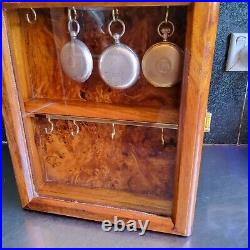 Pocket watch / Coins / medals/8 Hook display case